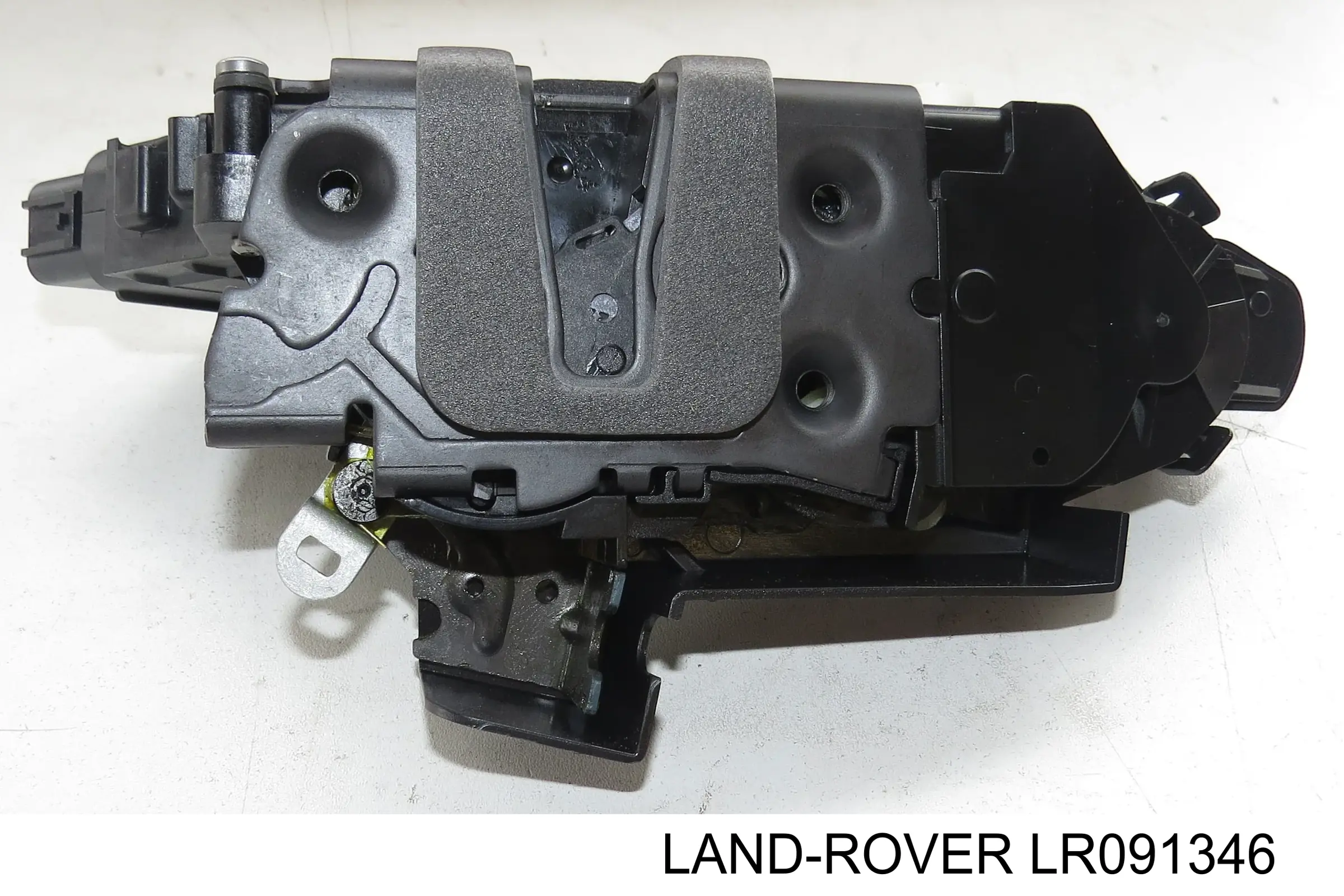 Замок задньої дверї, правої 8X2A26412BC Land Rover