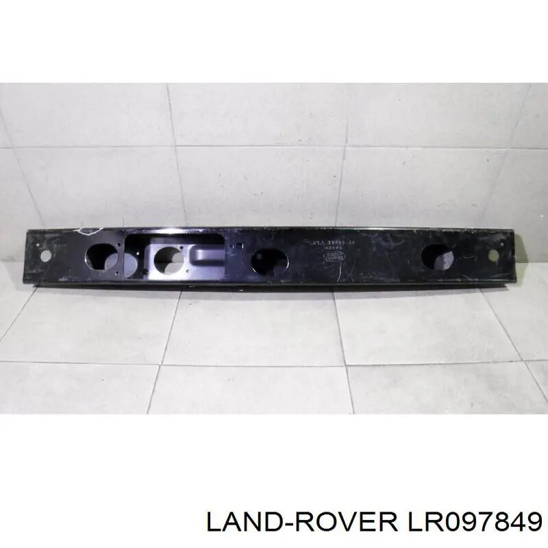 LR070713 Land Rover Балка бампера переднього
