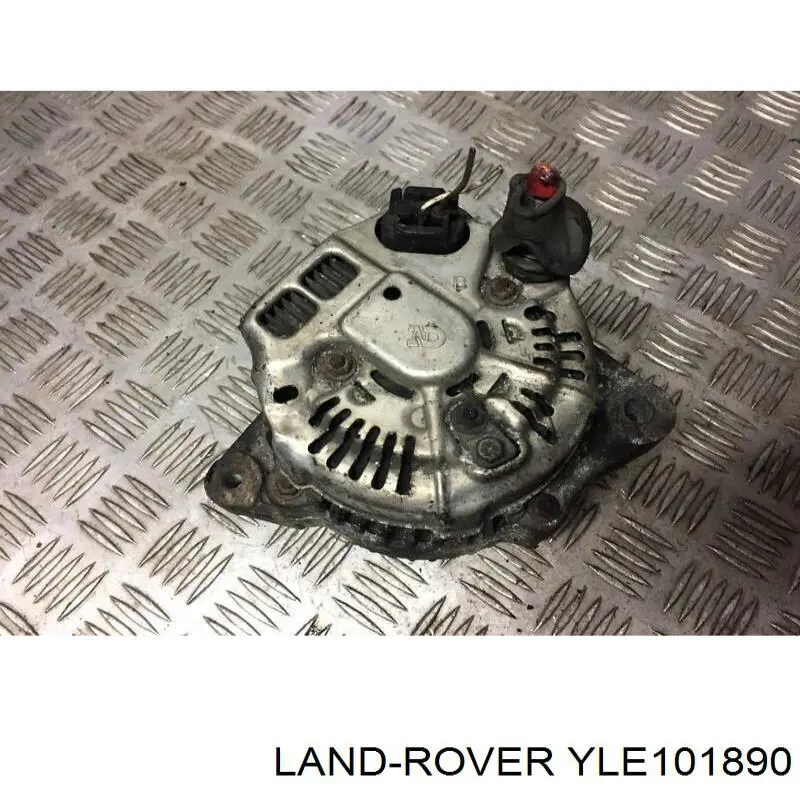Генератор YLE101890 Land Rover