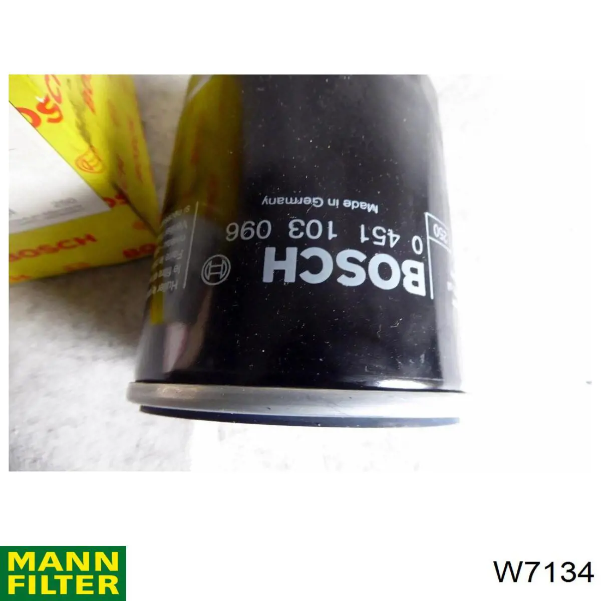 Масляний фільтр W7134 Mann-Filter
