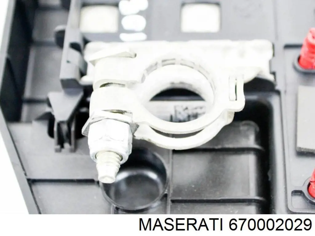 Коробка запобіжників Maserati 670002029 ціна, від 25.59 USD