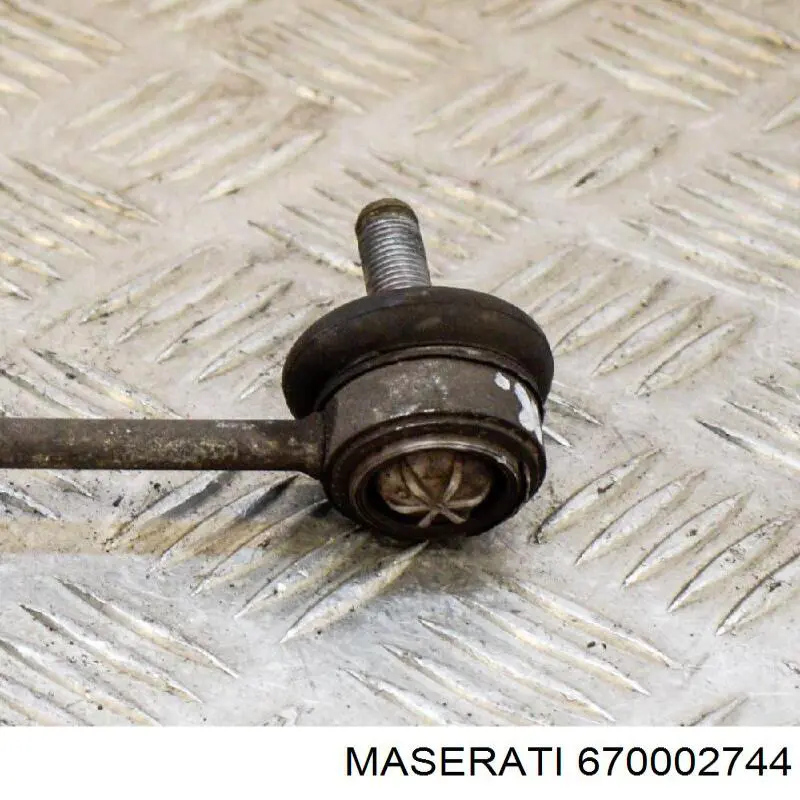 Стійка стабілізатора заднього 670002744 Maserati