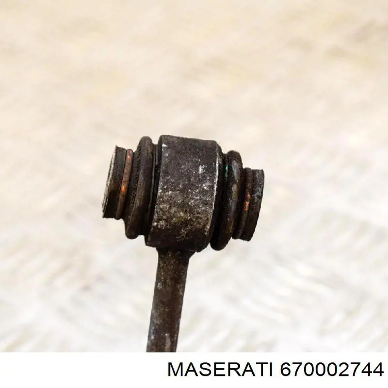 Лінк стабілізатора, заднього Maserati 670002744 ціна, від 126.02 USD