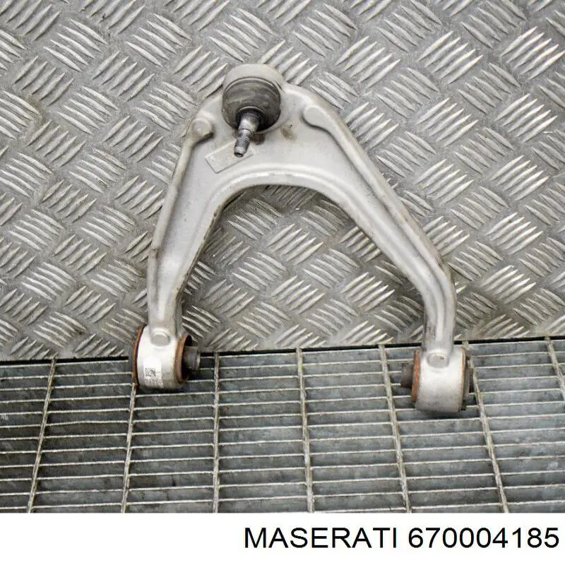 Купити 670004185 Maserati Важіль передньої підвіски верхній, лівий