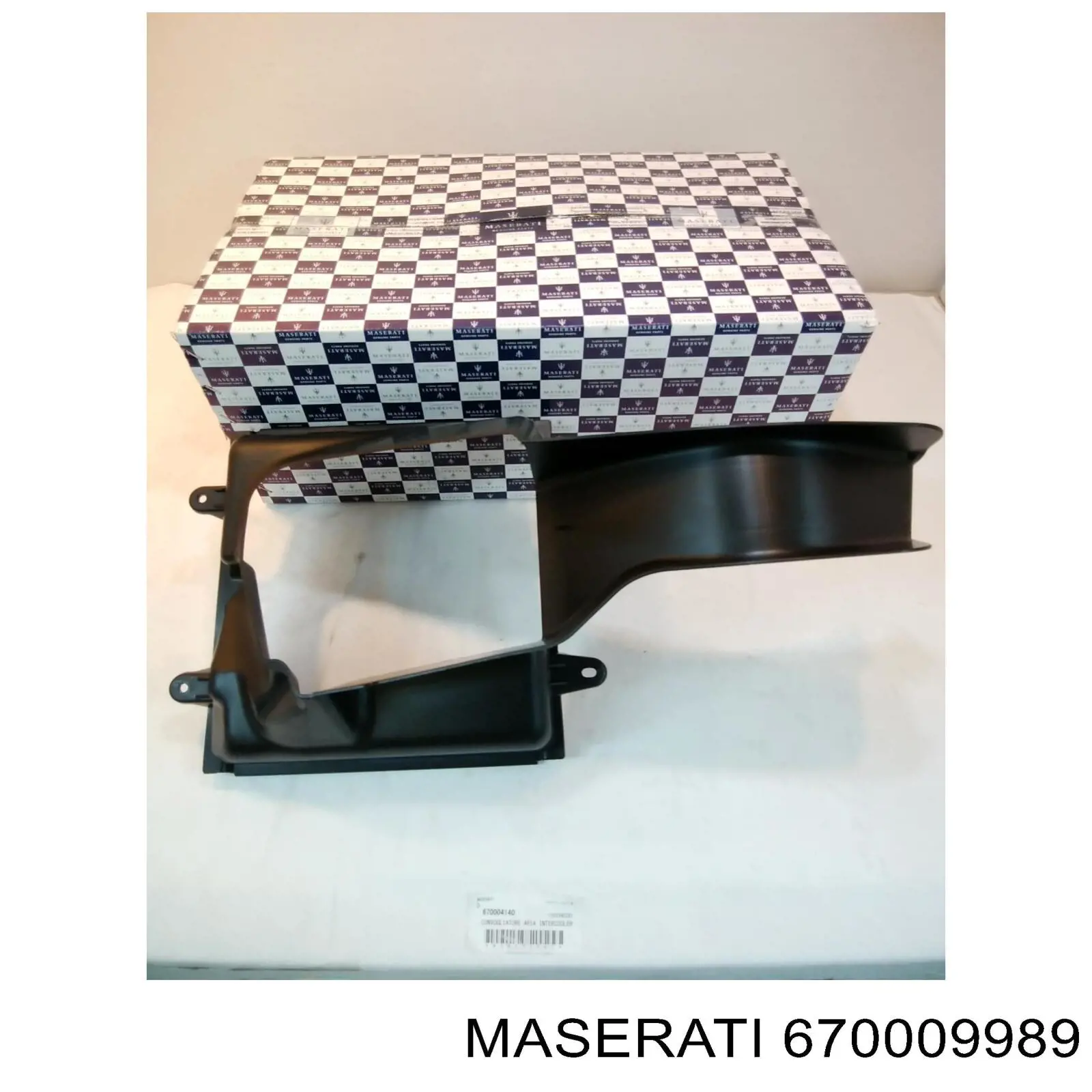 Купити 670009989 Maserati Буфер бампера переднього