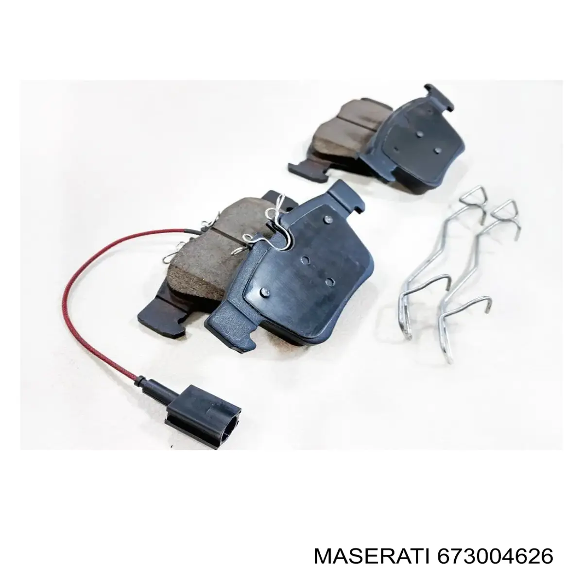 Купити 673004626 Maserati Задні колодки