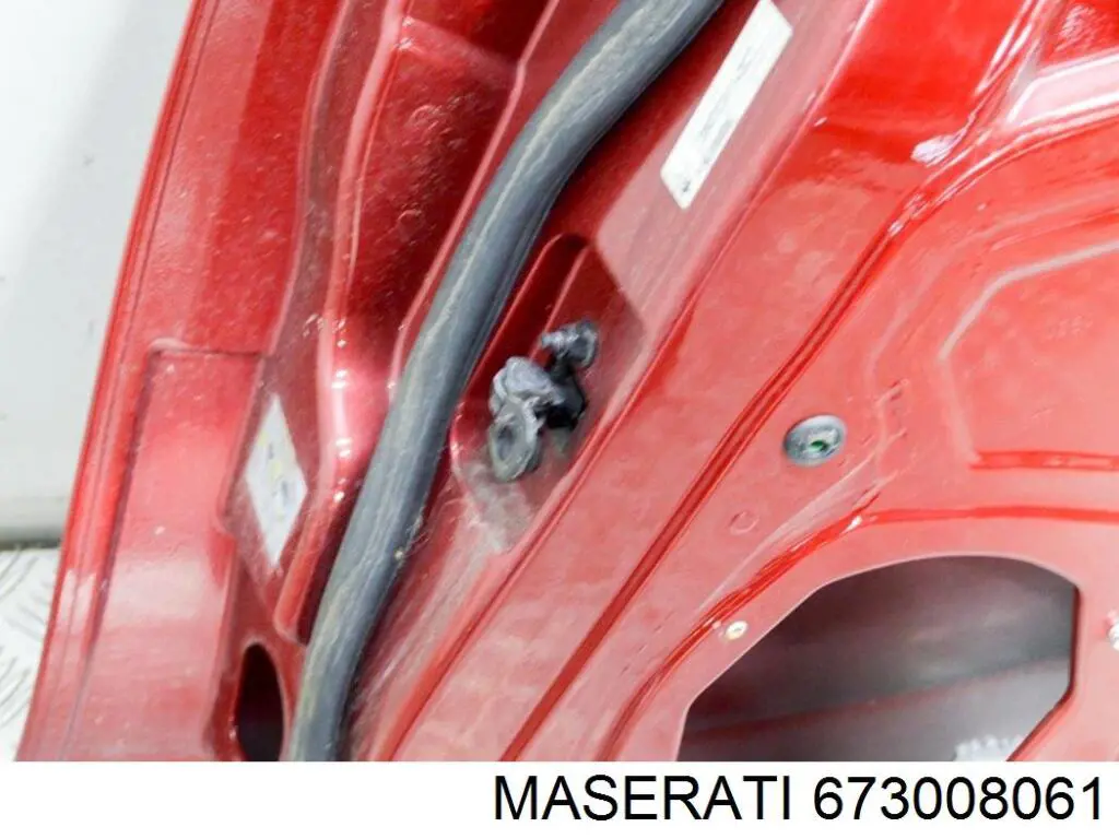 Купити 673008061 Maserati Двері задні, праві