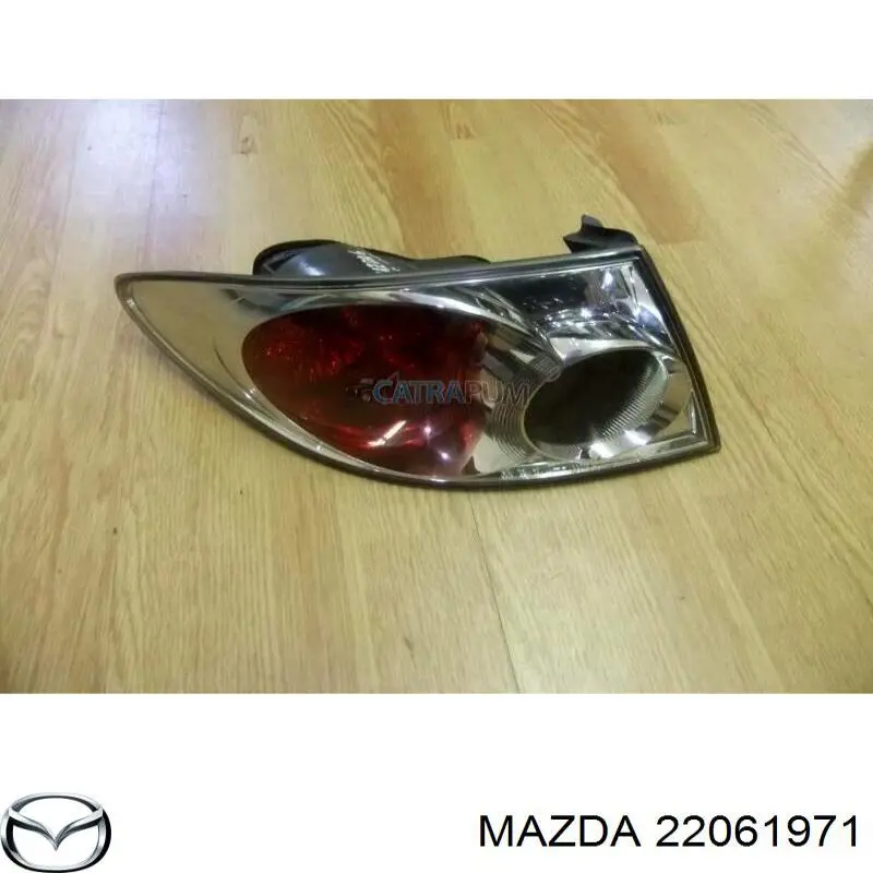 Ліхтар задній правий, зовнішній Mazda 22061971 ціна, від 33.18 USD
