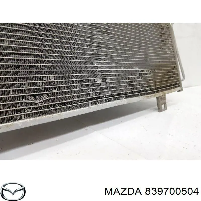 Радіатор кондиціонера GHT661480C Mazda