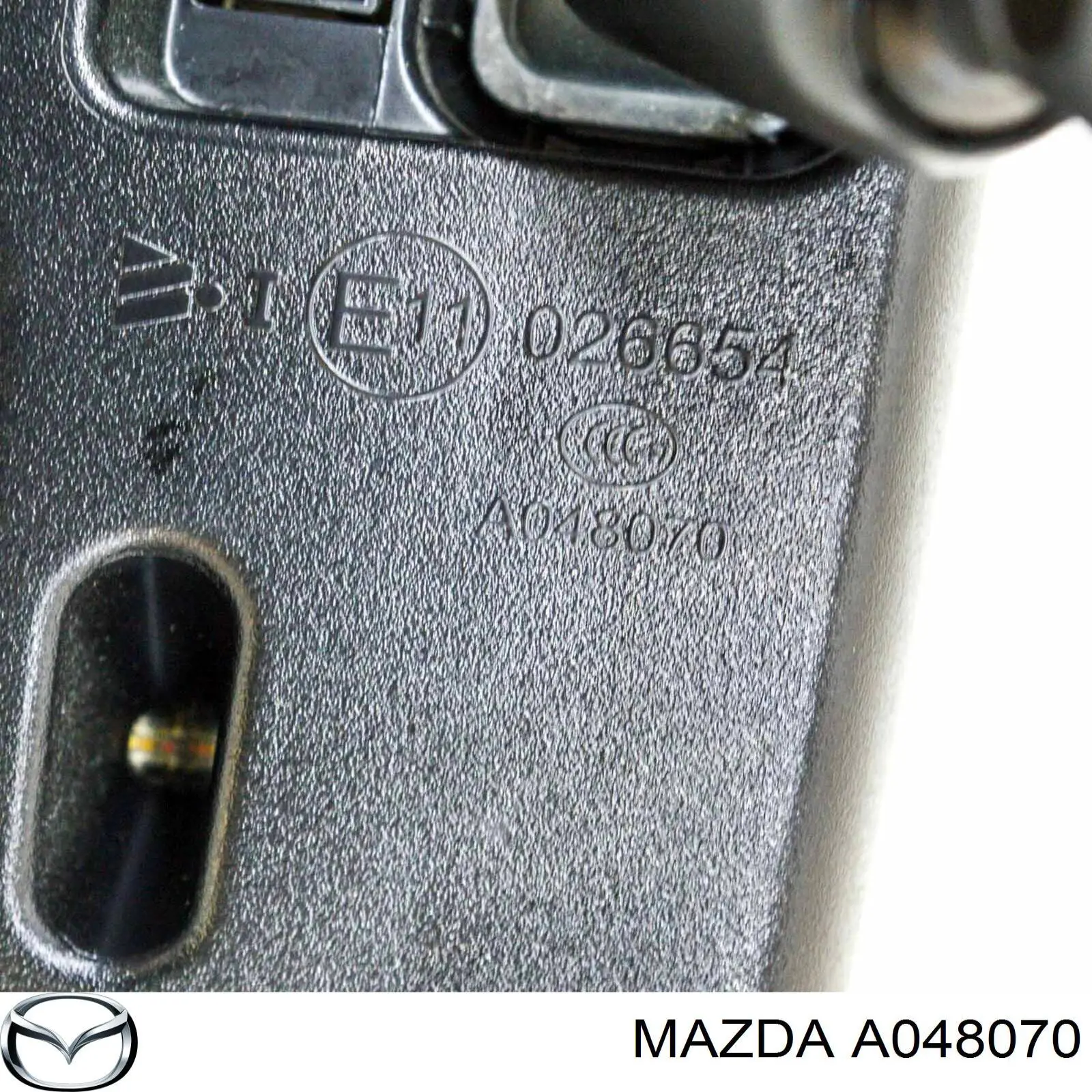  Mazda A048070 ціна, від 29.36 USD