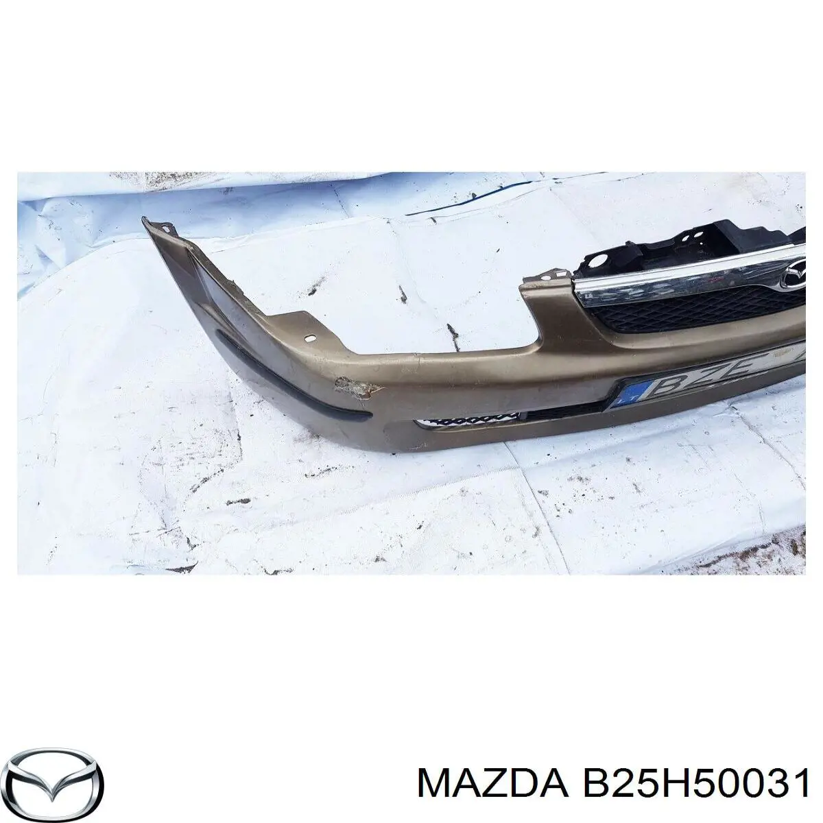 Купити B25H50031 Mazda Буфер (бампер) передній