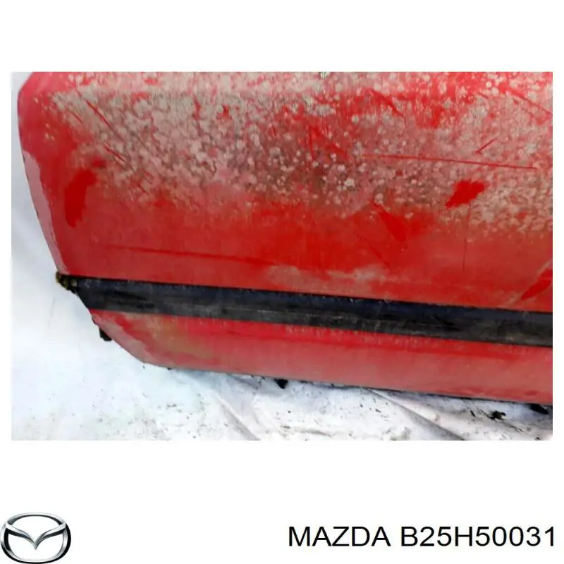 B25H50031 Mazda Бампер передній в зборі