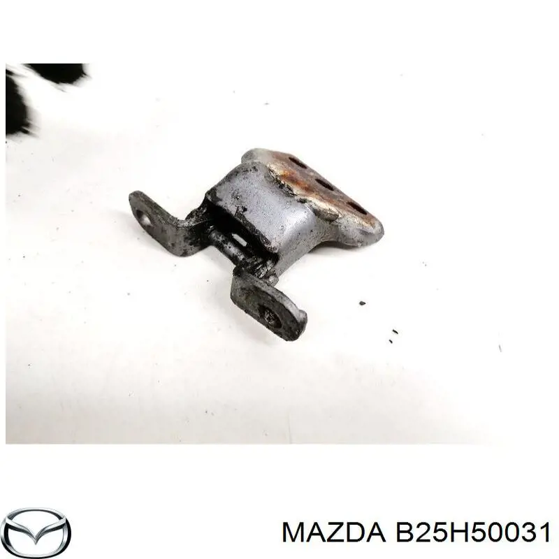 Бампер на авто Mazda B25H50031 ціна, від 42.18 USD