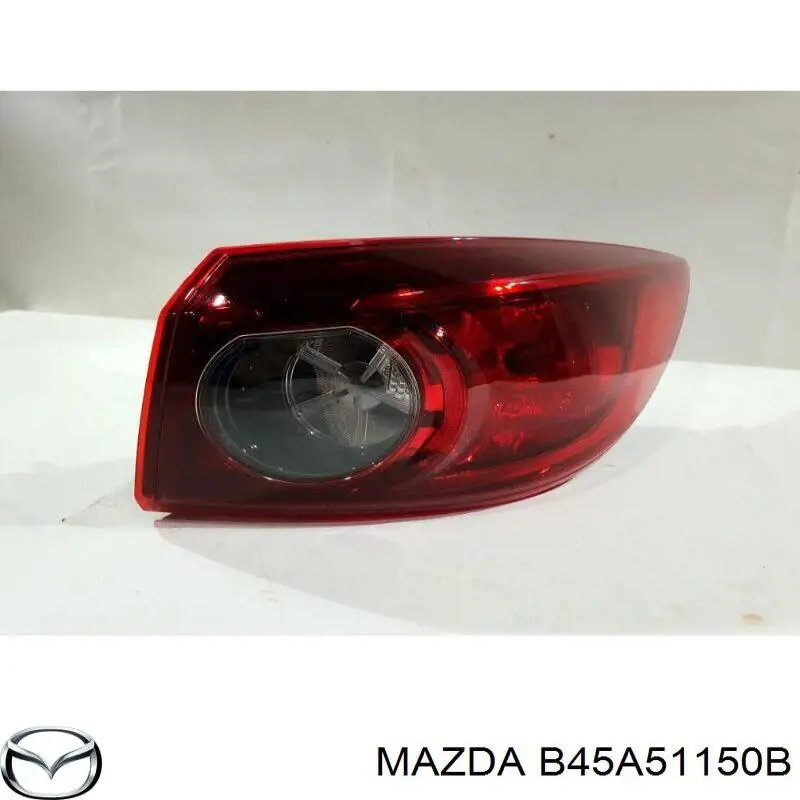Ліхтар задній правий, зовнішній Mazda 3 (BM, BN) (Мазда 3)