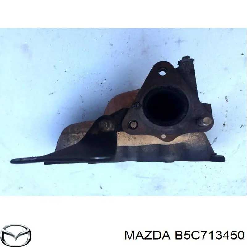 B5C713450 Mazda колектор випускний