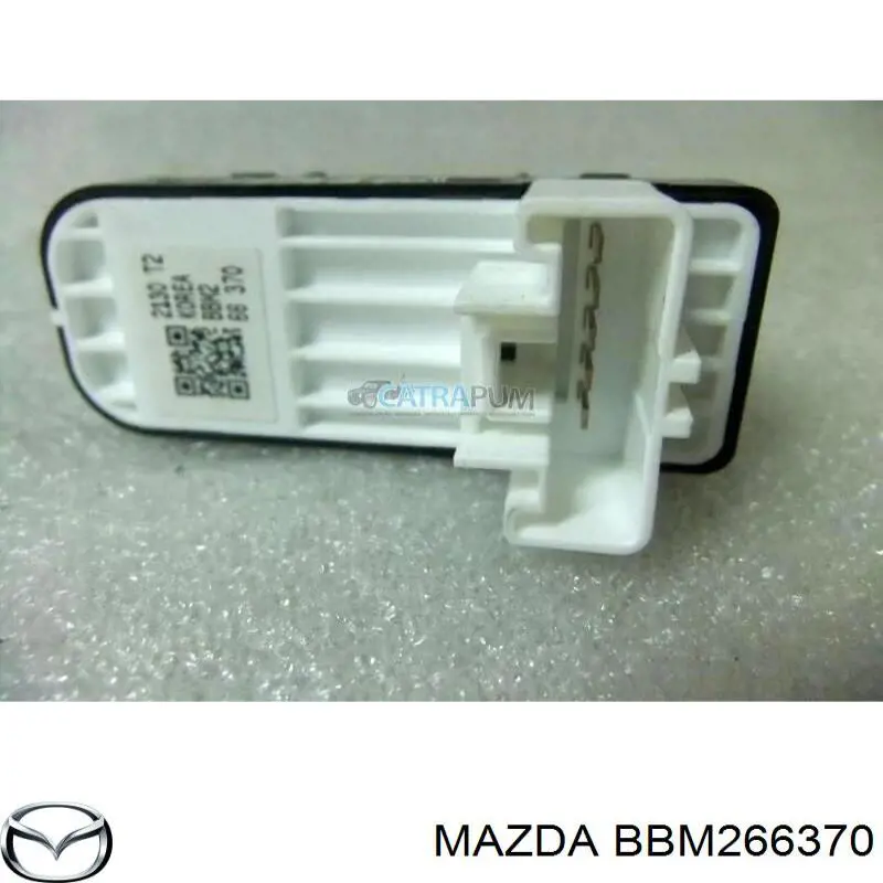 BBM266370 Mazda Кнопка підйомника переднього правого скла