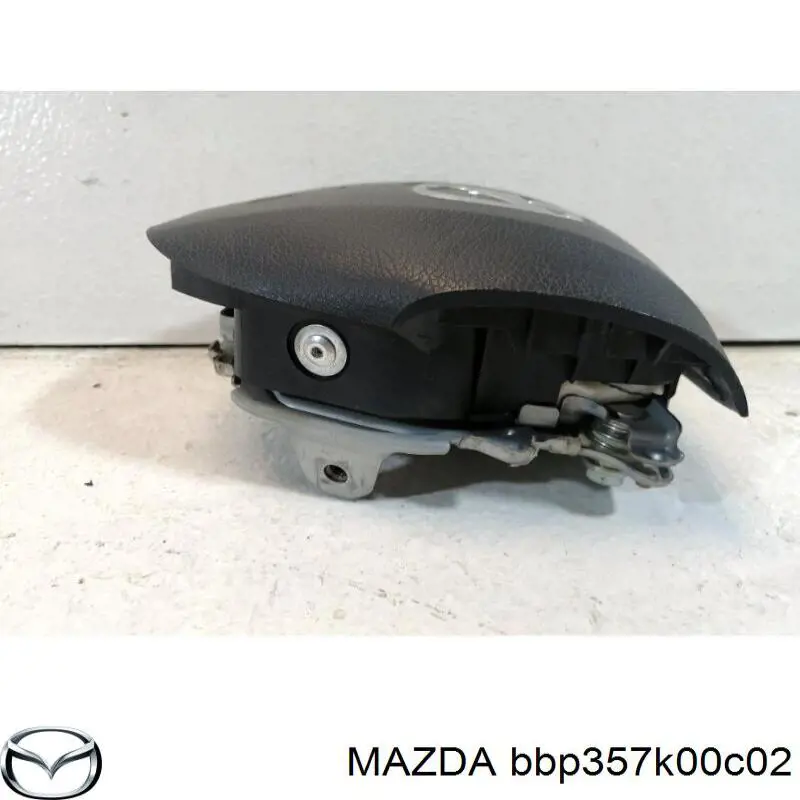 Подушка в кермі Mazda BBP357K00C02 ціна, від 101.35 USD