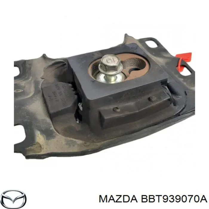 Подушка (опора) двигуна, ліва верхня BBT939070A Mazda