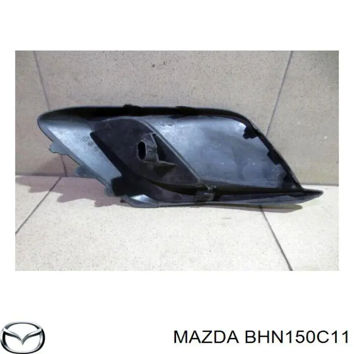 BJS750C11 Mazda заглушка/ решітка протитуманних фар бампера переднього, права