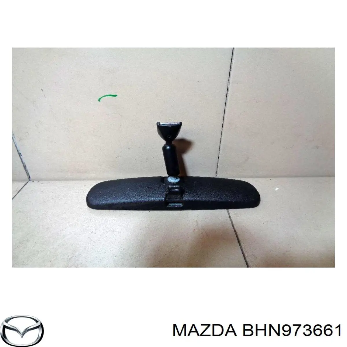 Скло-кватирка двері, задній, лівою Mazda BHN973661 ціна, від 21.54 USD