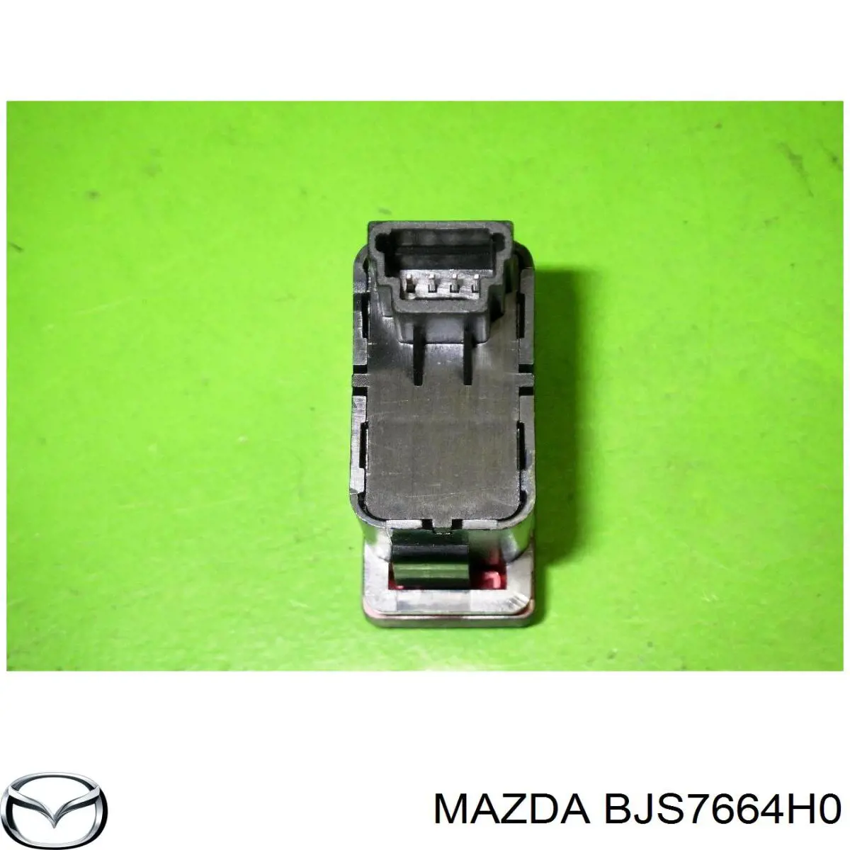 Кнопка включення аварійної сигналізації Mazda BJS7664H0 ціна, від 5.07 USD