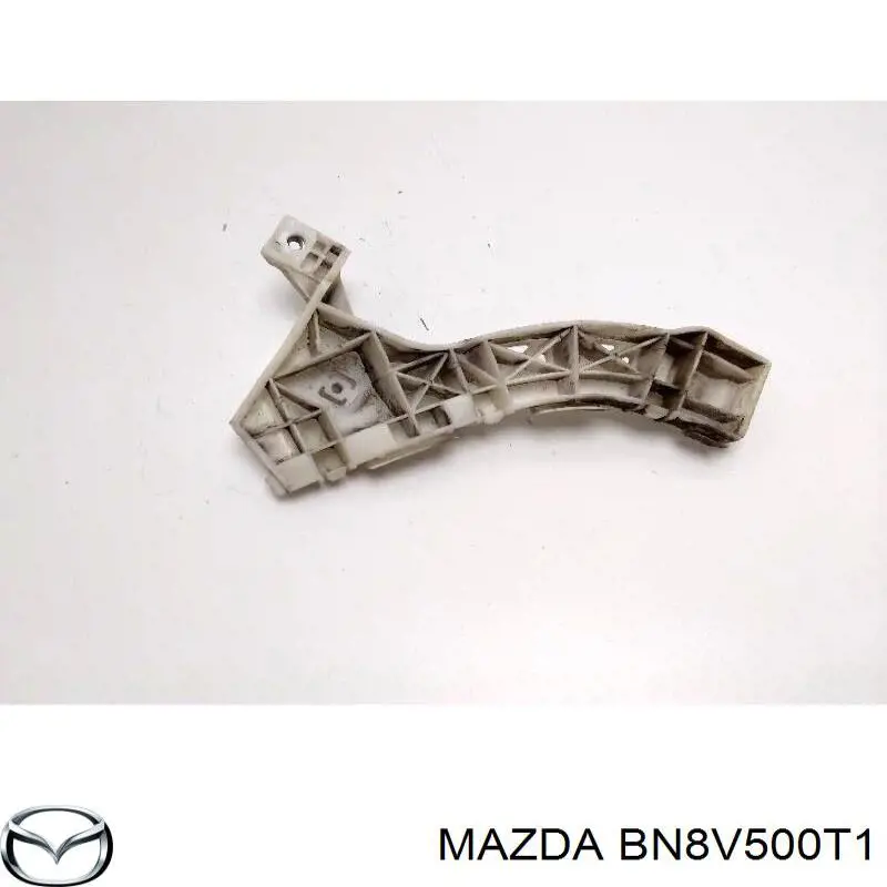 Праве кріплення переднього бампера Mazda BN8V500T1 ціна, від 12.67 USD