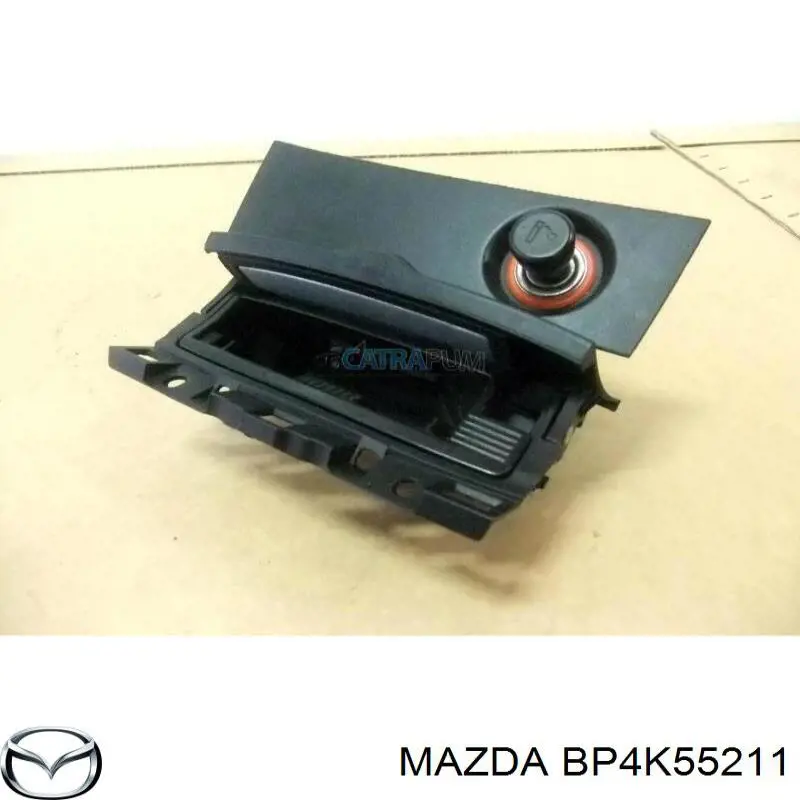 Попільничка центральної консолі Mazda 3 (BK12) (Мазда 3)