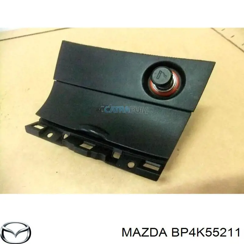 Попільничка центральної консолі BP4K55211 Mazda