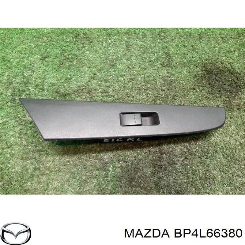 Кнопковий блок керування склопідіймачами задній лівий Mazda BP4L66380 ціна, від 6.35 USD