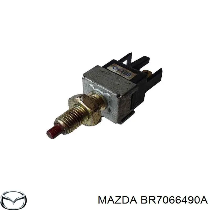 Купити BR7066490A Mazda Датчик педалі гальма