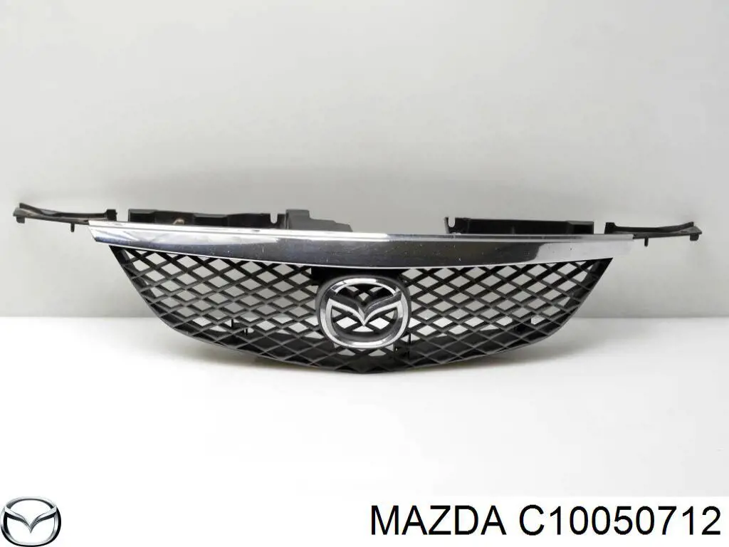 Premacy решетка радиатора с молдинг (тайвань) хром-черн на Mazda Premacy CP