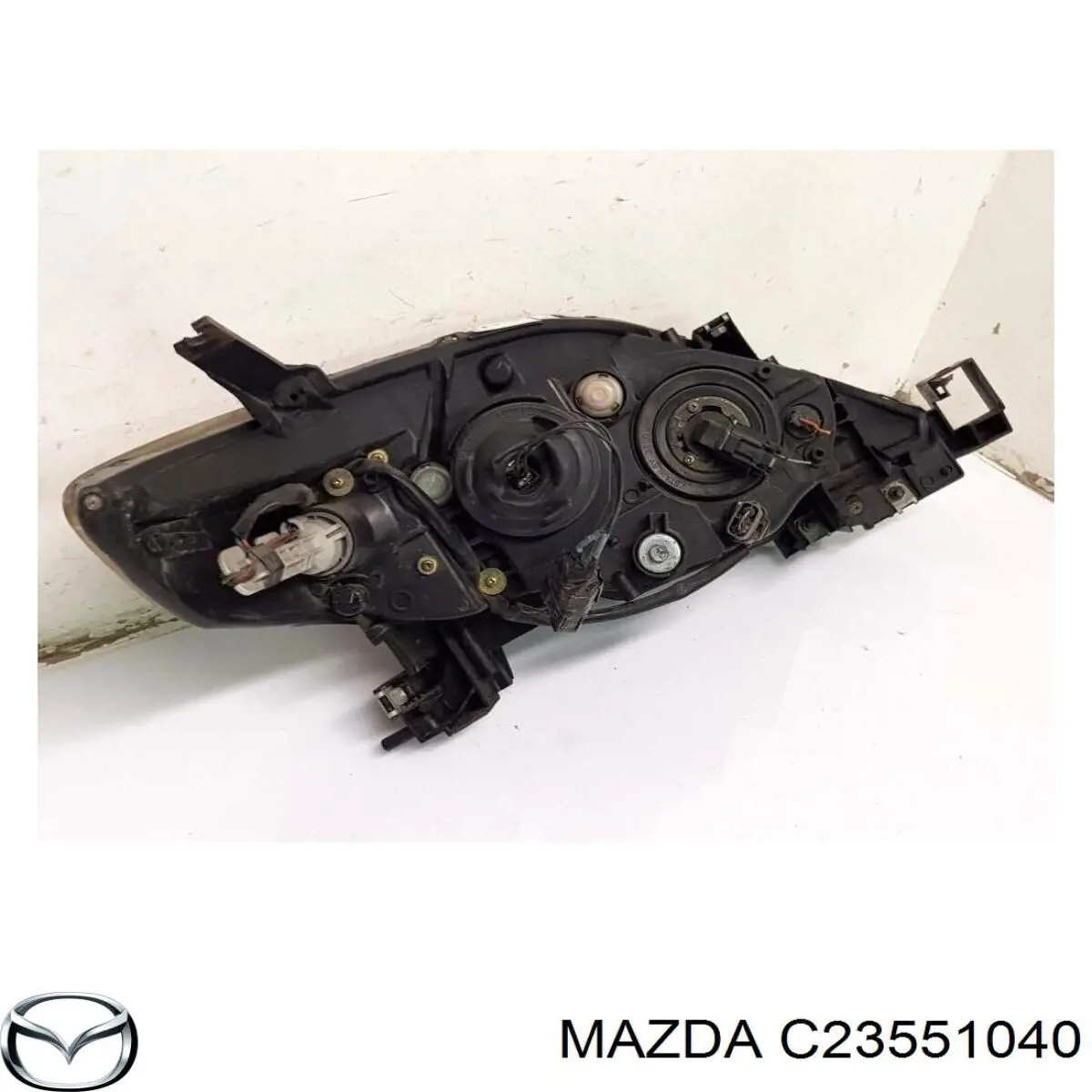 Фара Mazda C23551040