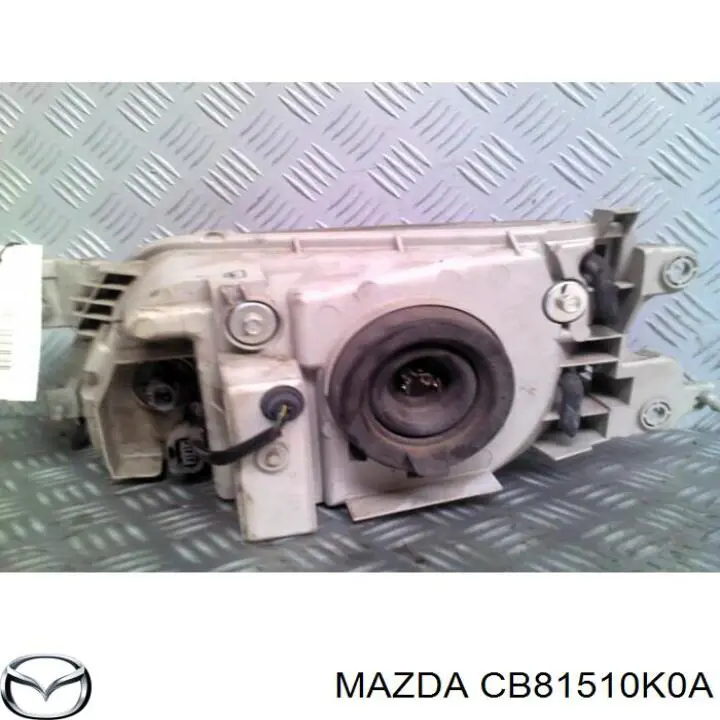 CB81510K0A Mazda Фара правая