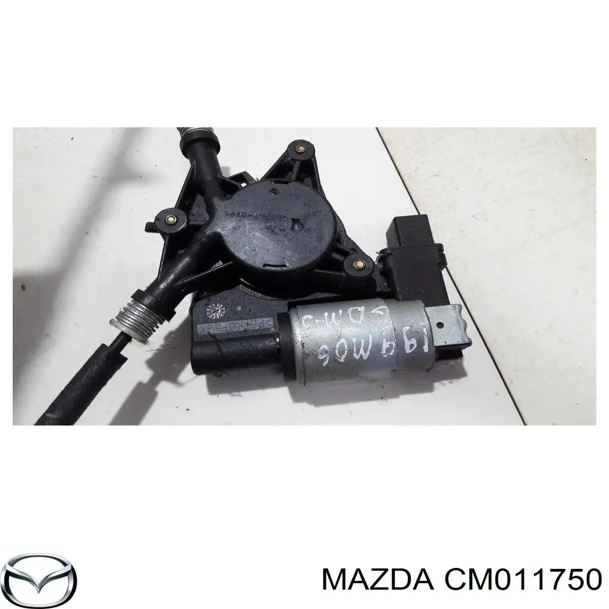  Mazda CM011750 ціна, від 67.49 USD