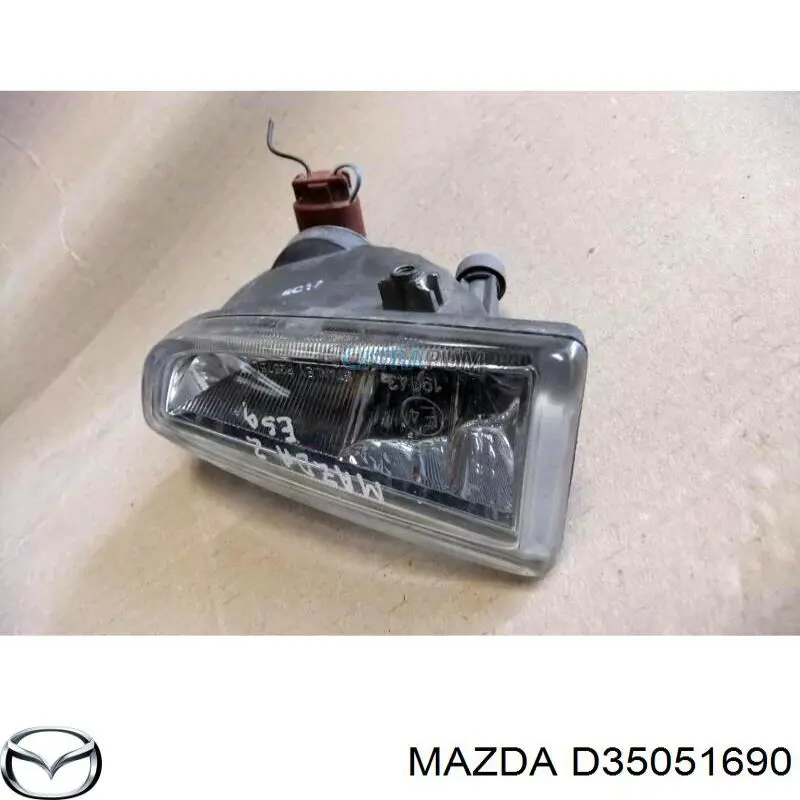 Фара, ліва Mazda D35051690 ціна, від 547.26 USD