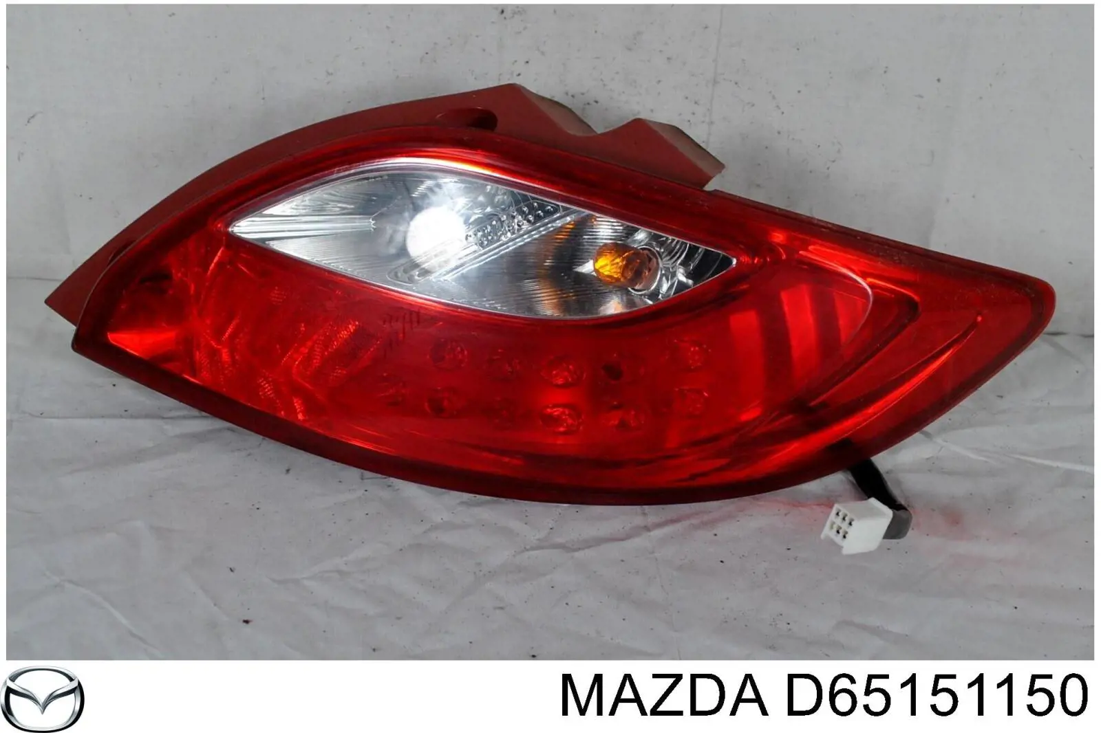 Задні ліхтарі Mazda D65151150 ціна, від 56.31 USD