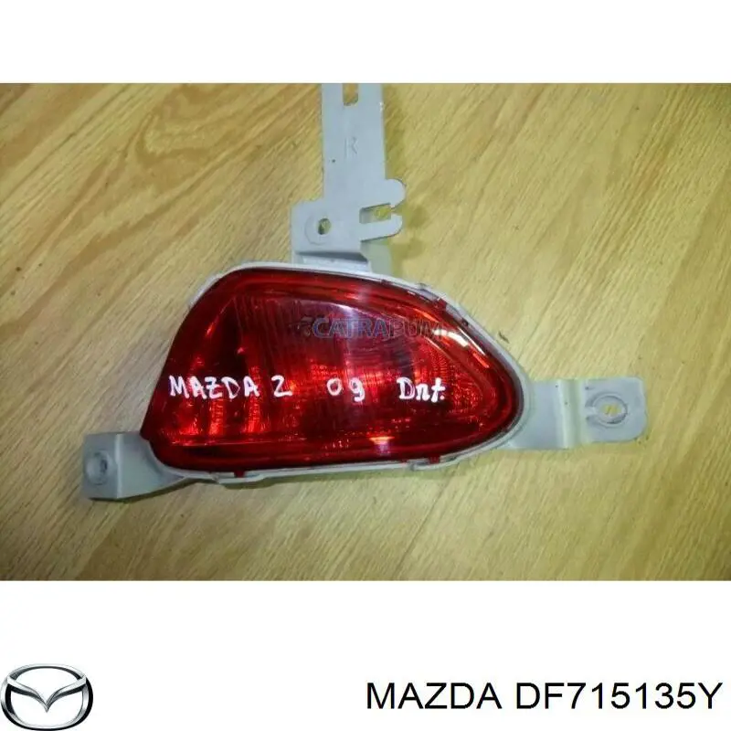 Купити DF715135Y Mazda 