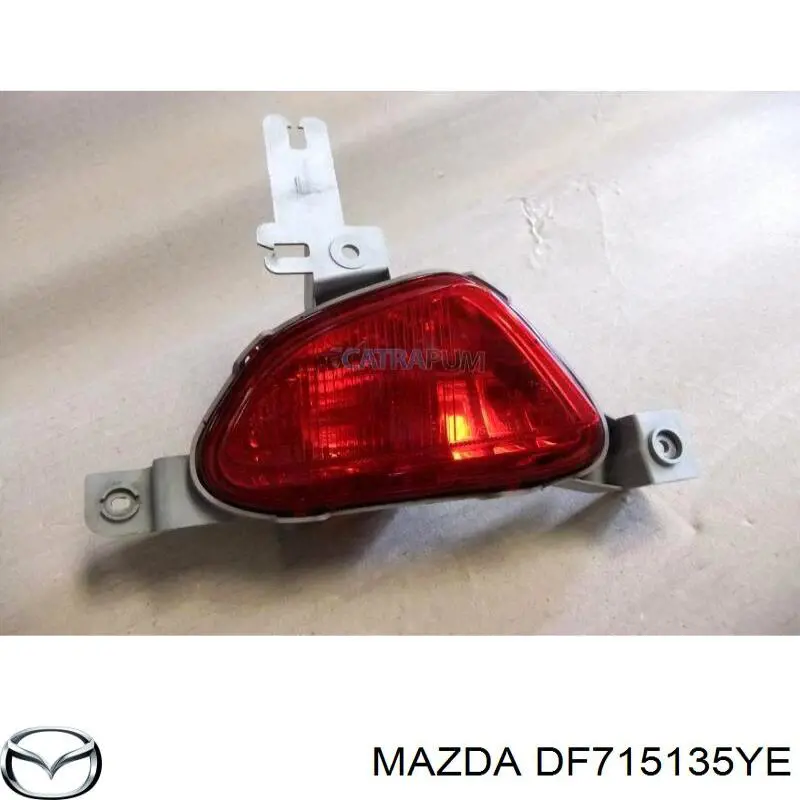  Катафот (відбивач) заднього бампера, правий Mazda 2 