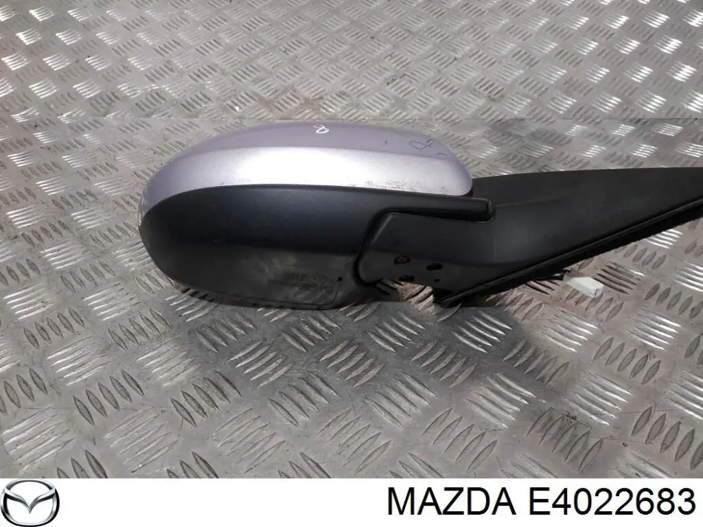  E4022683 Mazda