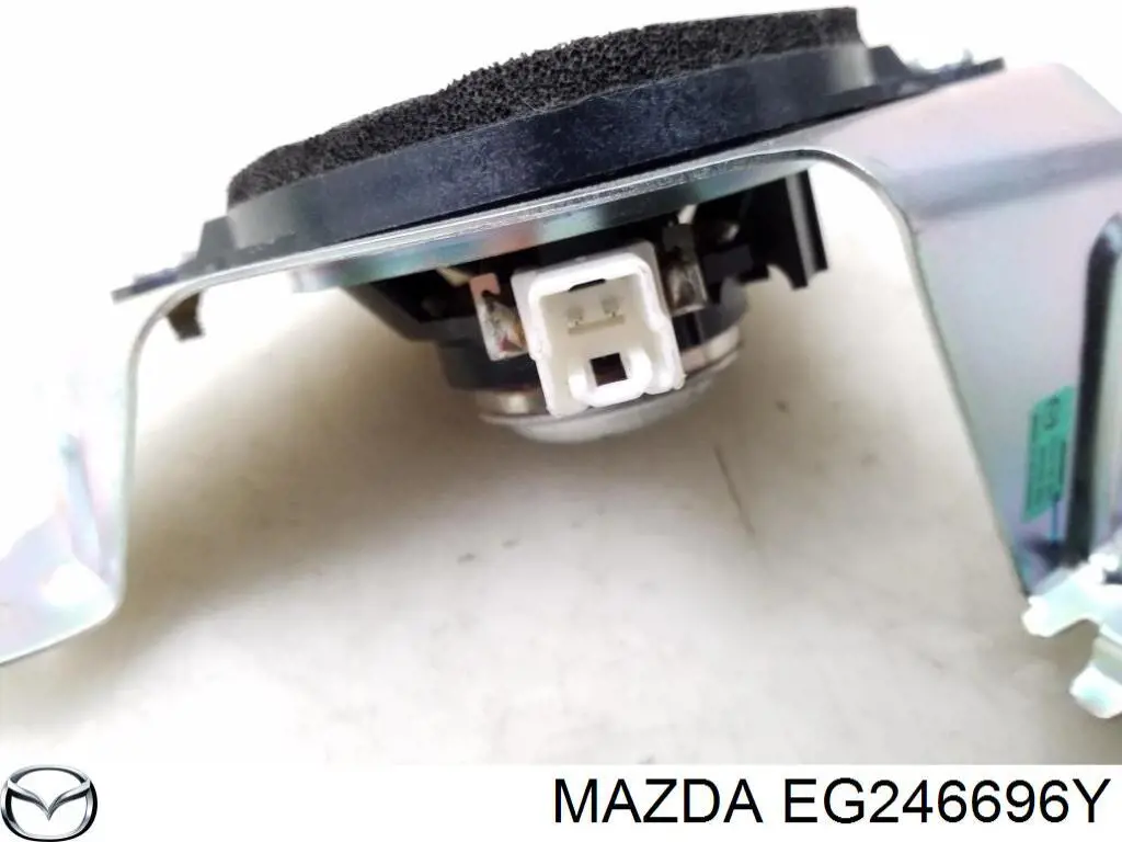  Mazda EG246696Y ціна, від 12.56 USD