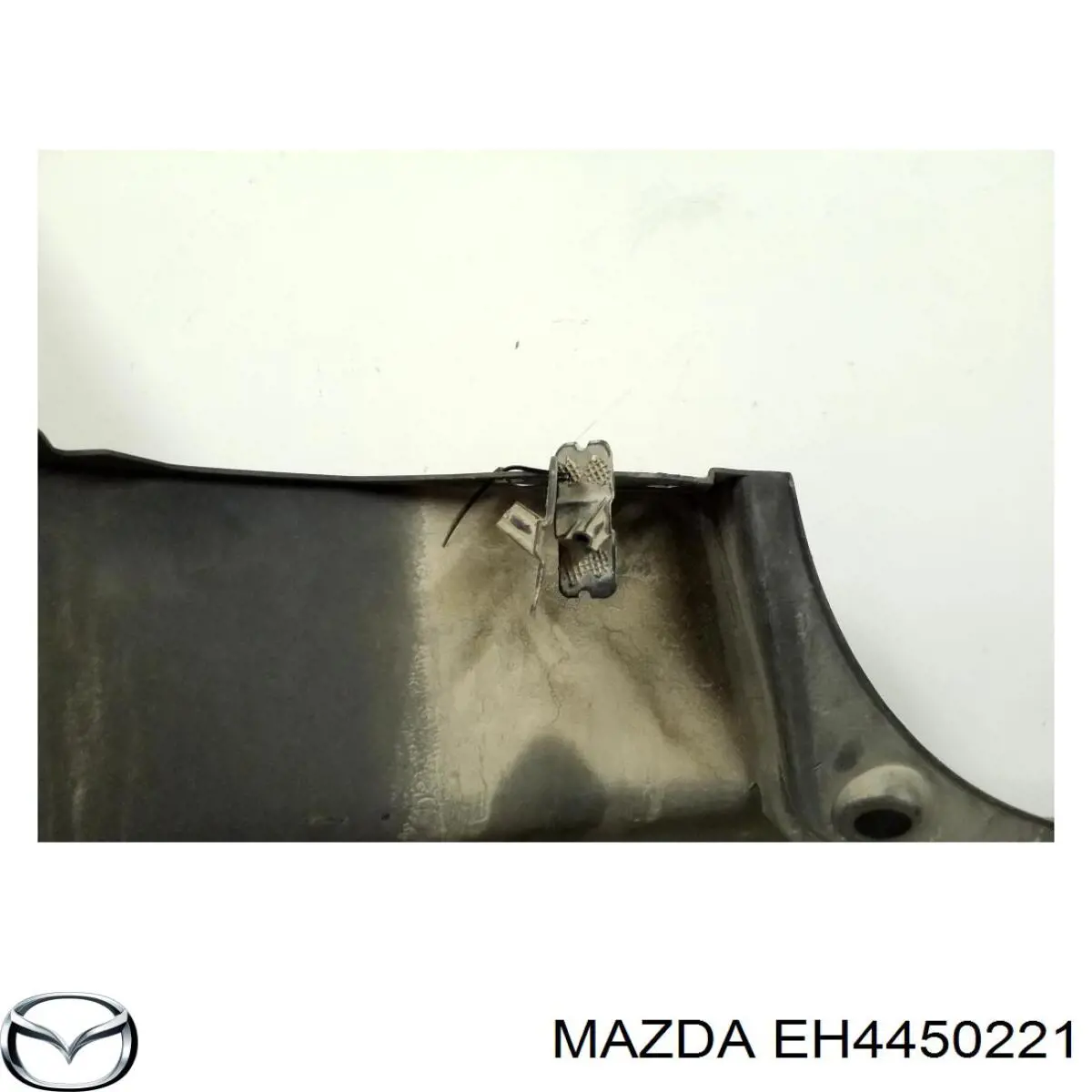 Кожух бампера заднього Mazda EH4450221 ціна, від 28.12 USD