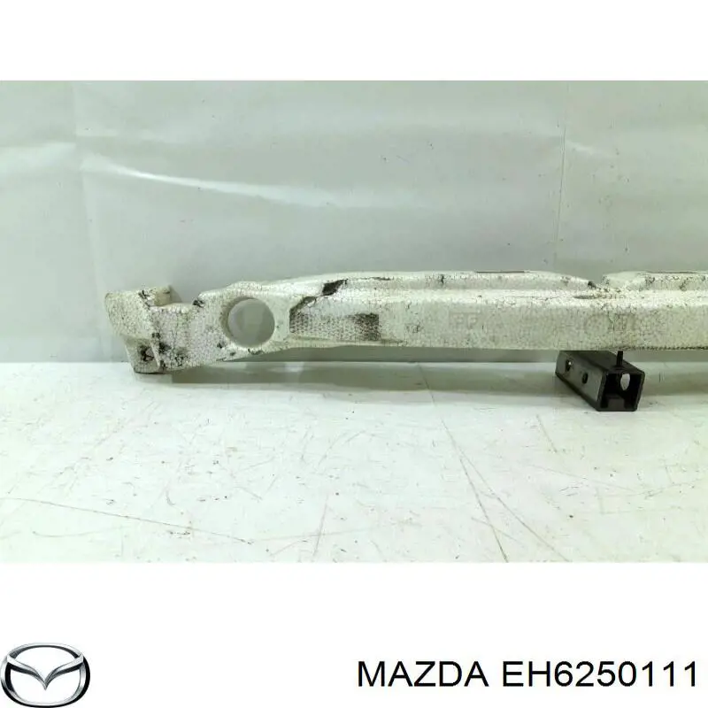 EH6250111 Mazda абсорбер (наповнювач бампера переднього)