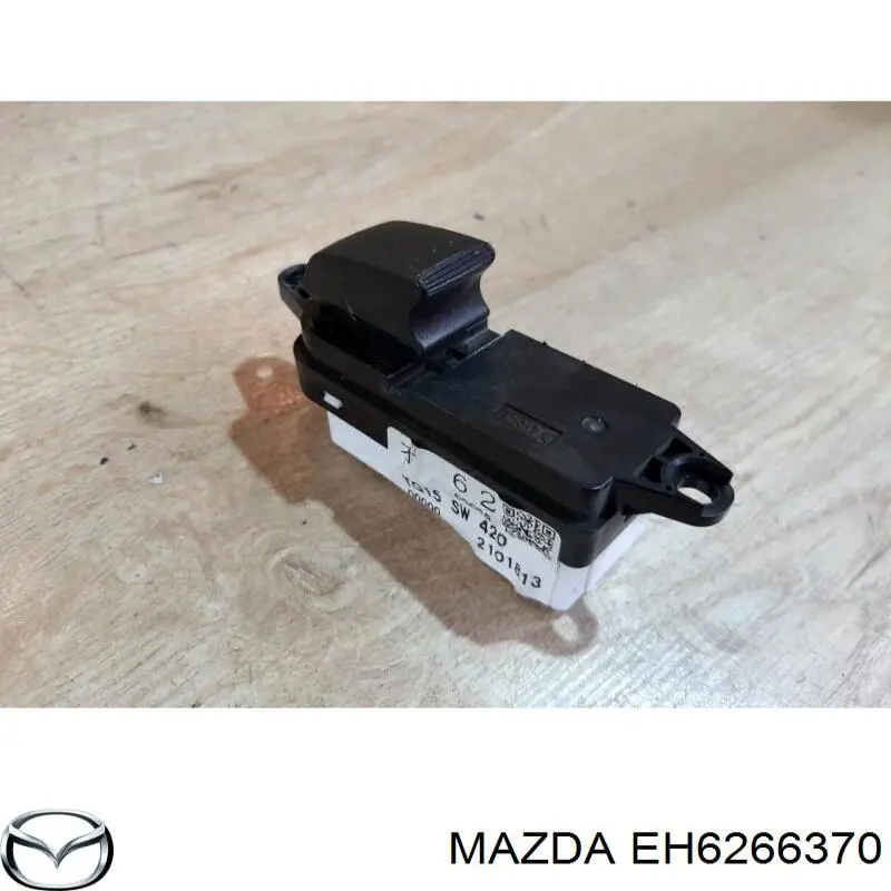EH6266370 Mazda Кнопка підйомника переднього правого скла