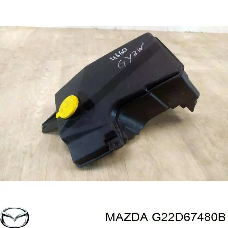 G22D67480B Mazda Бачок склоомивача