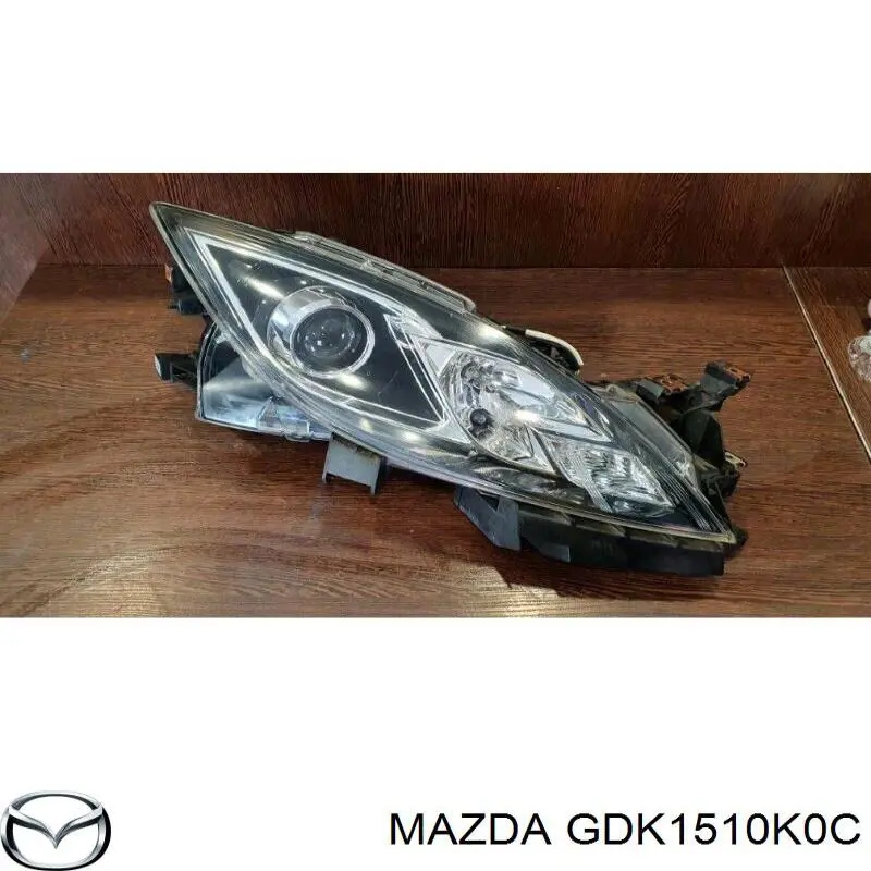 GDK1510K0C Mazda фара права