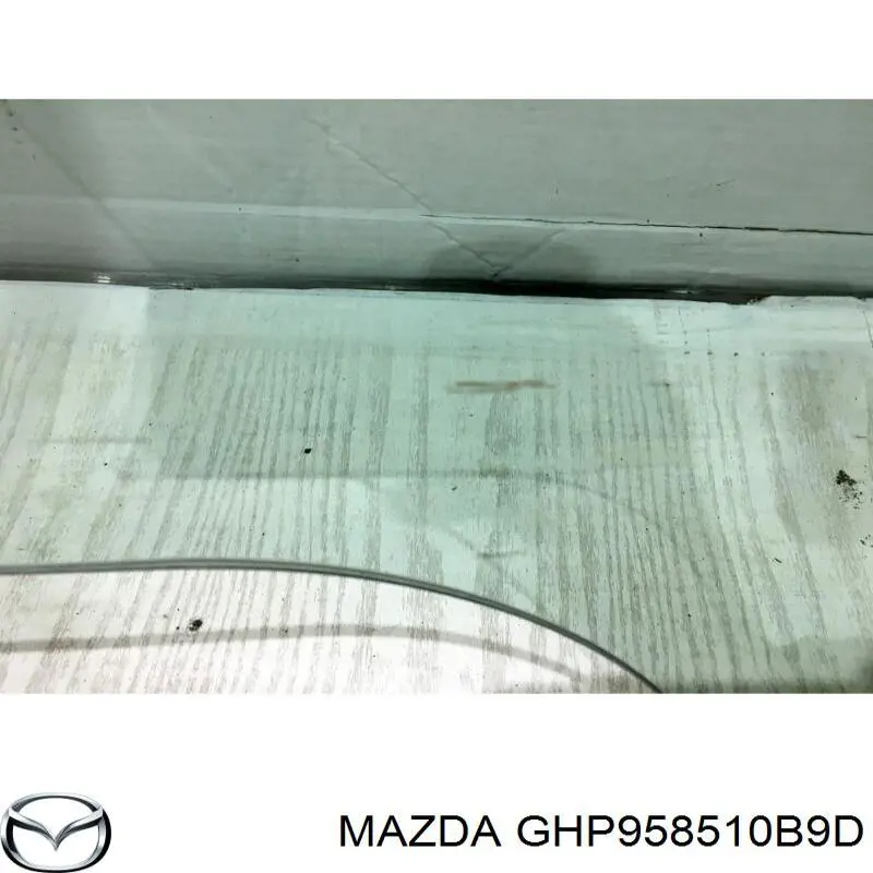 GHP958510B9D Mazda скло передніх дверей, правою
