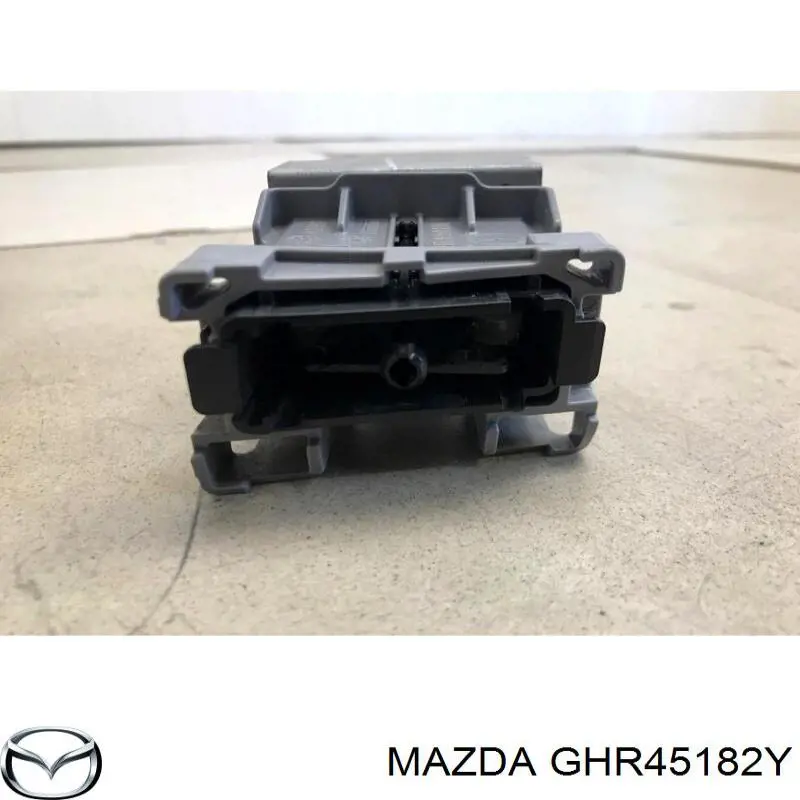 GHR45182Y Mazda форсунка омивача фари передньої, лівою