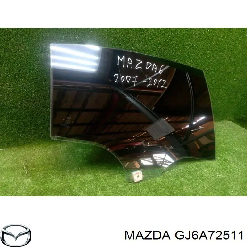 Купити GJ6A72511 Mazda Скло задніх дверей, правих