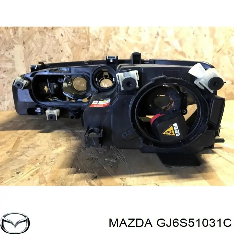 Купити GJ6S51031C Mazda Права блок фара