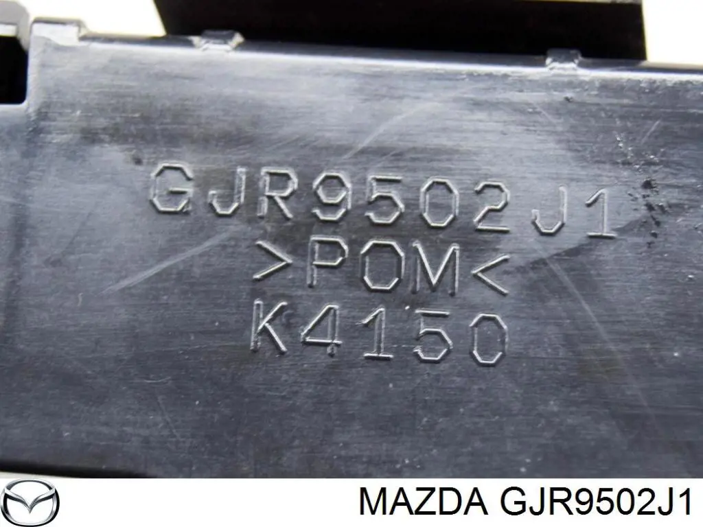Купити PMZ43112AL Signeda Лівий кронштейн кріплення бампера заднього